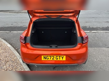 Used Renault Clio 2023 for sale - 77803528: Photo