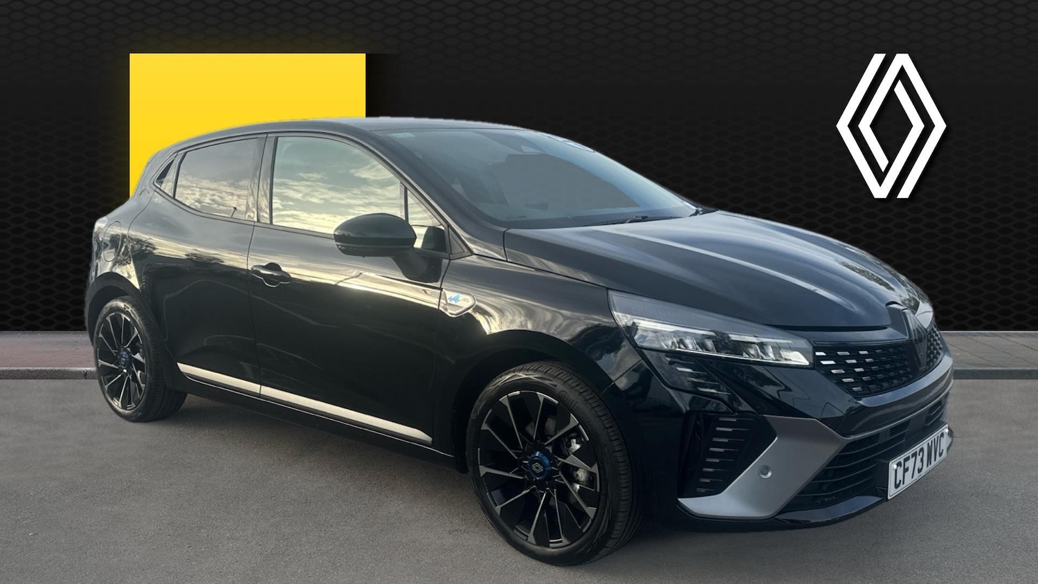 Used Renault Clio 2024 for sale - 76346792: Photo 1
