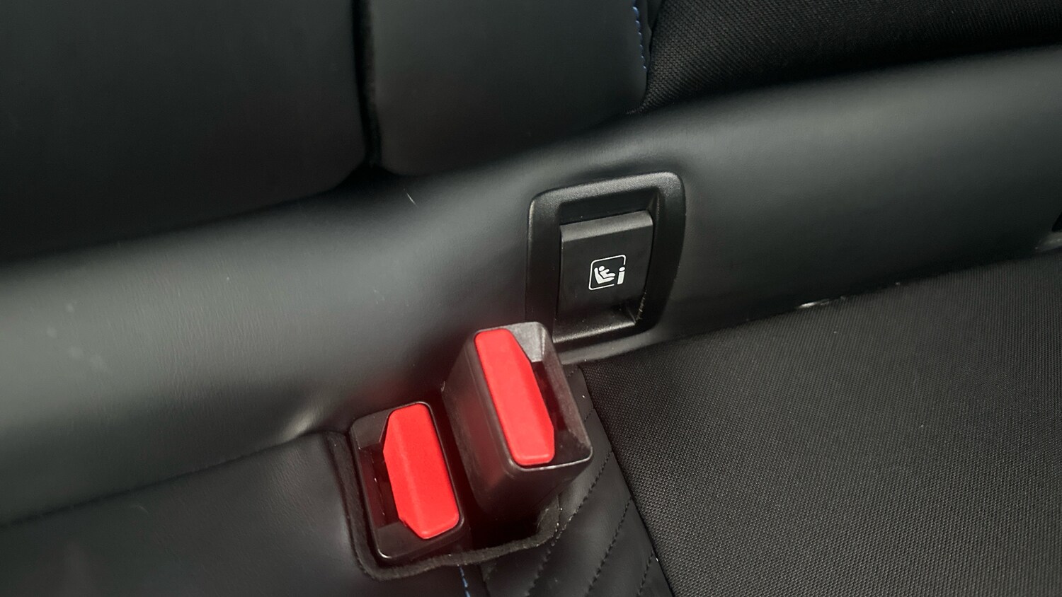 Used Renault Clio 2024 for sale - 76346792: Photo 17