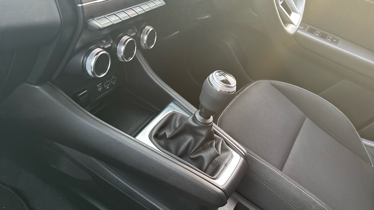 Used Renault Captur 2020 for sale - 76428628: Photo 13