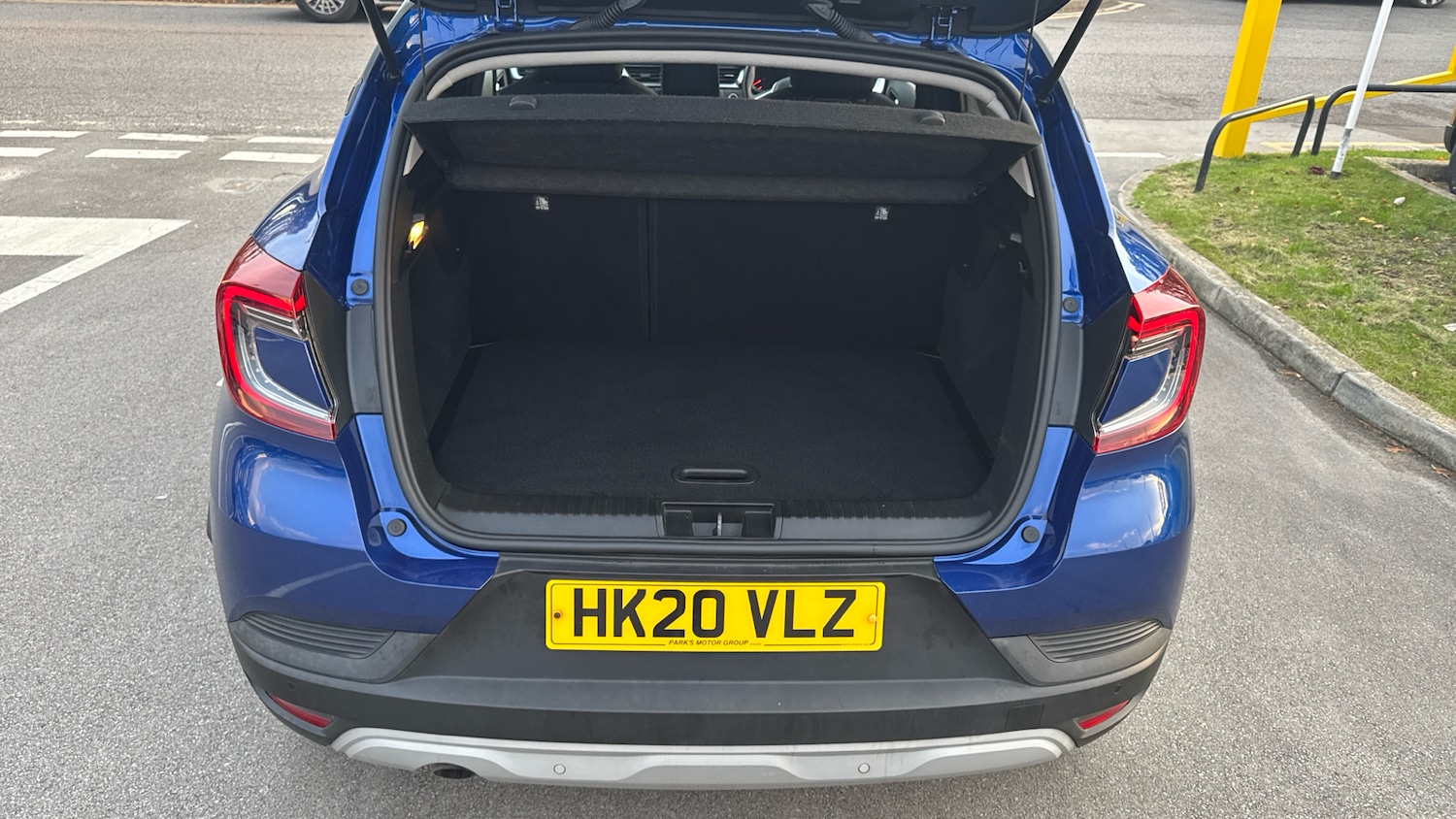 Used Renault Captur 2020 for sale - 76428628: Photo 4