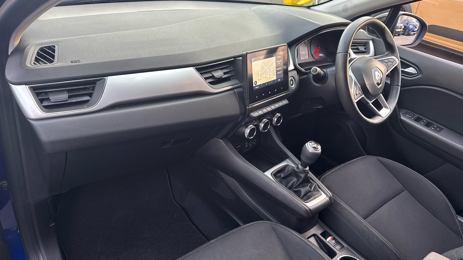 Used Renault Captur 2020 for sale - 76428628: Photo 9