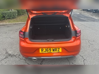 Used Renault Clio 2019 for sale - 78826163: Photo