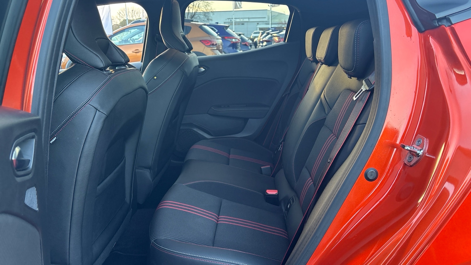 Used Renault Clio 2022 for sale - 76895228: Photo 16