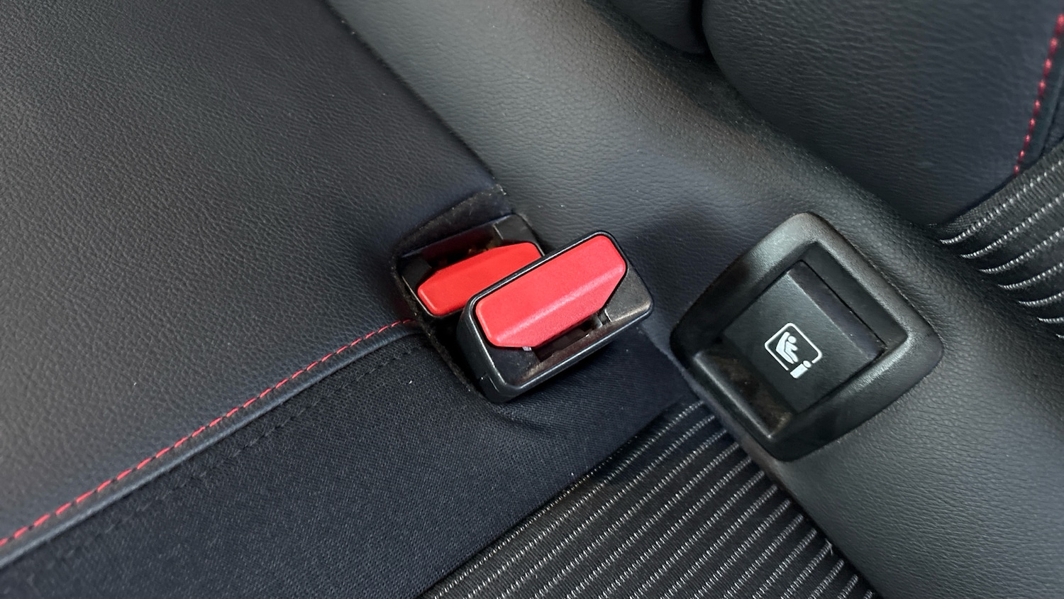 Used Renault Clio 2022 for sale - 76895228: Photo 17