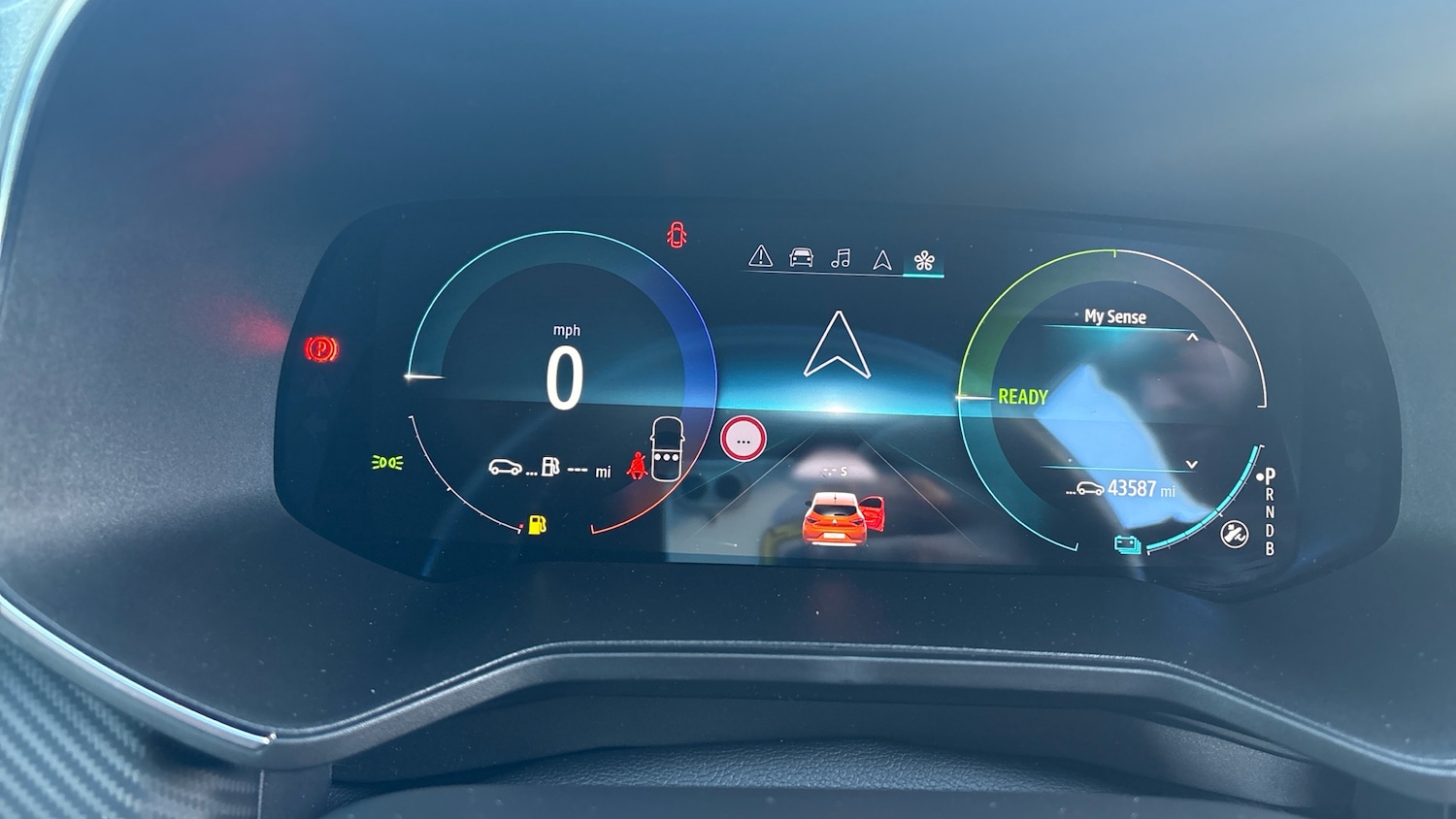 Used Renault Clio 2022 for sale - 76895228: Photo 18