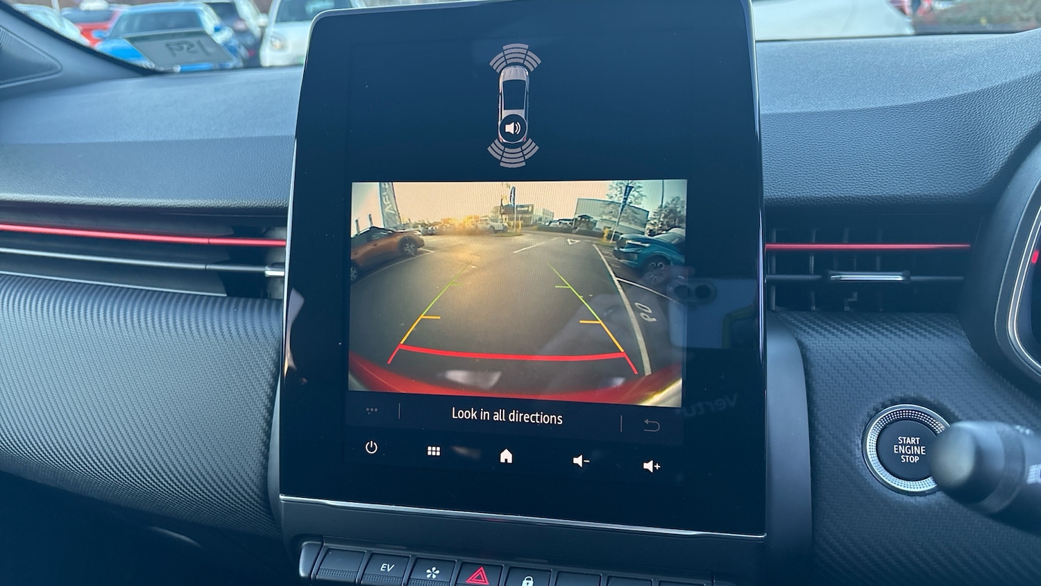 Used Renault Clio 2022 for sale - 76895228: Photo 23