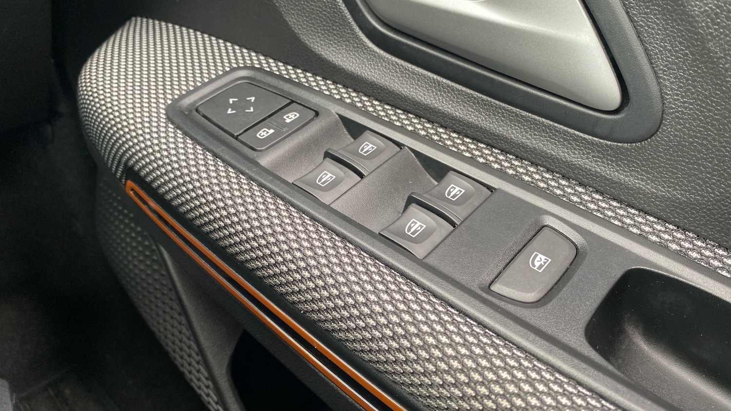 Used Dacia Sandero Stepway 2023 for sale - 76777898: Photo 20