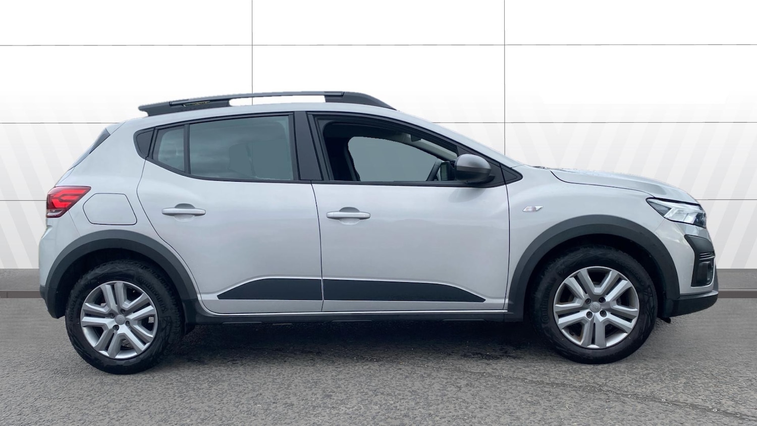 Used Dacia Sandero Stepway 2023 for sale - 76777898: Photo 5