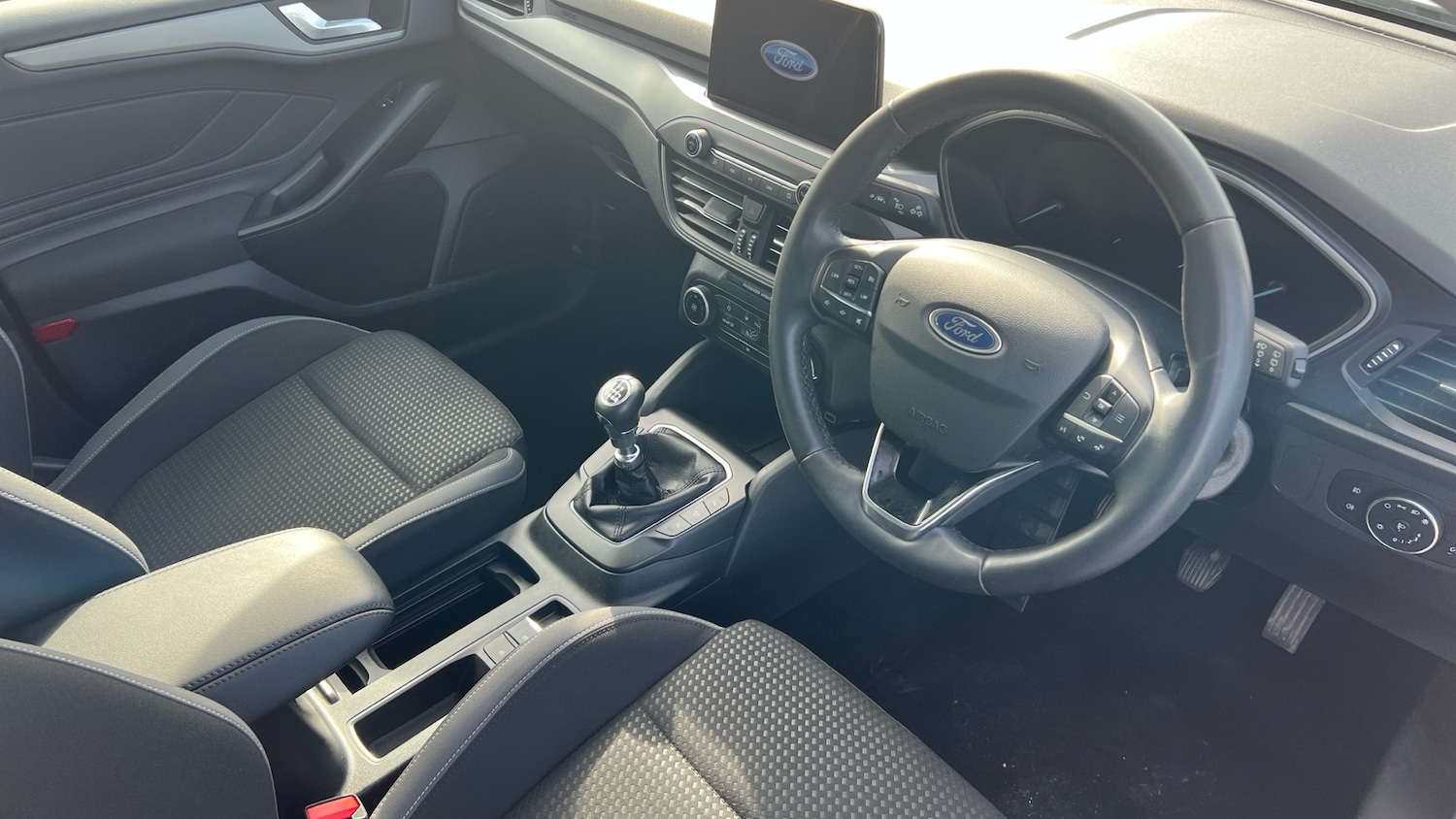 Used Ford Focus 2022 for sale - 77761748: Photo 11