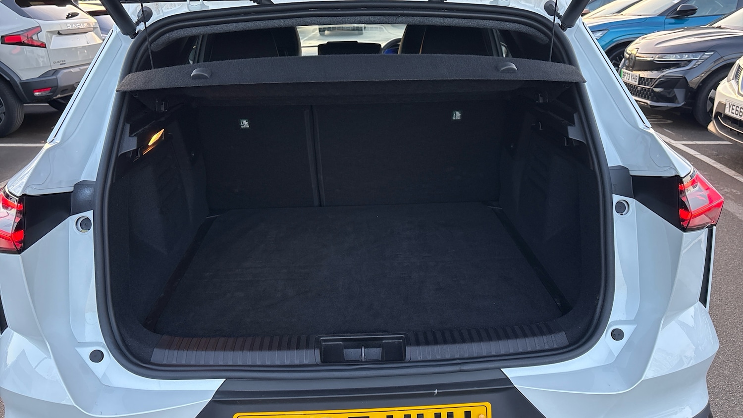 Used Renault Other 2025 for sale - 78175793: Photo 4