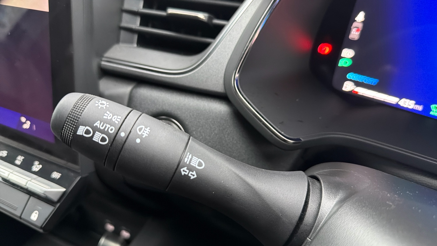 Used Renault Other 2025 for sale - 76919689: Photo 26