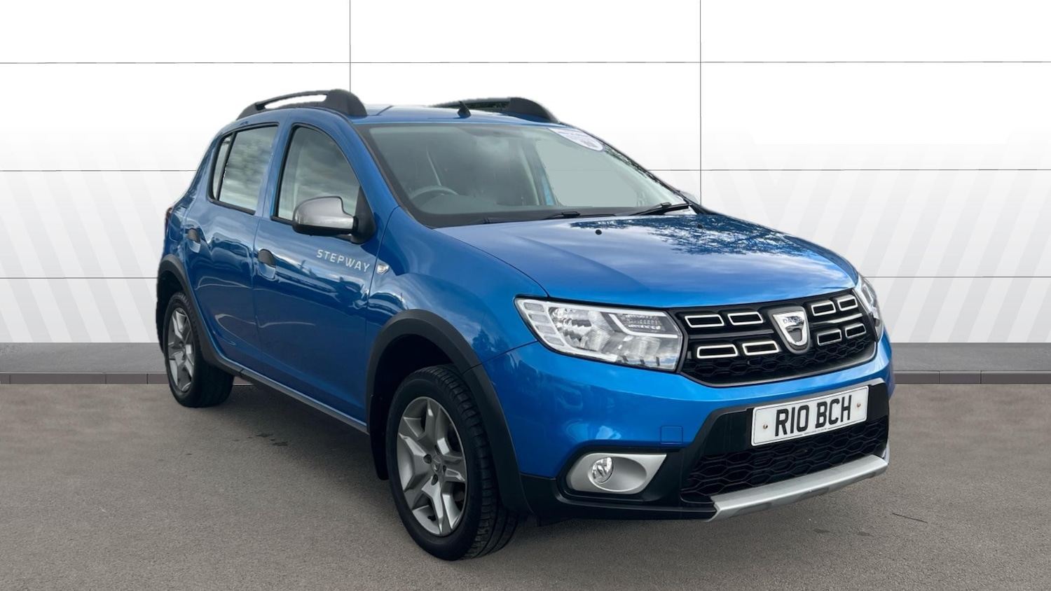 Used Dacia Sandero Stepway 2019 for sale - 76159903: Photo 1