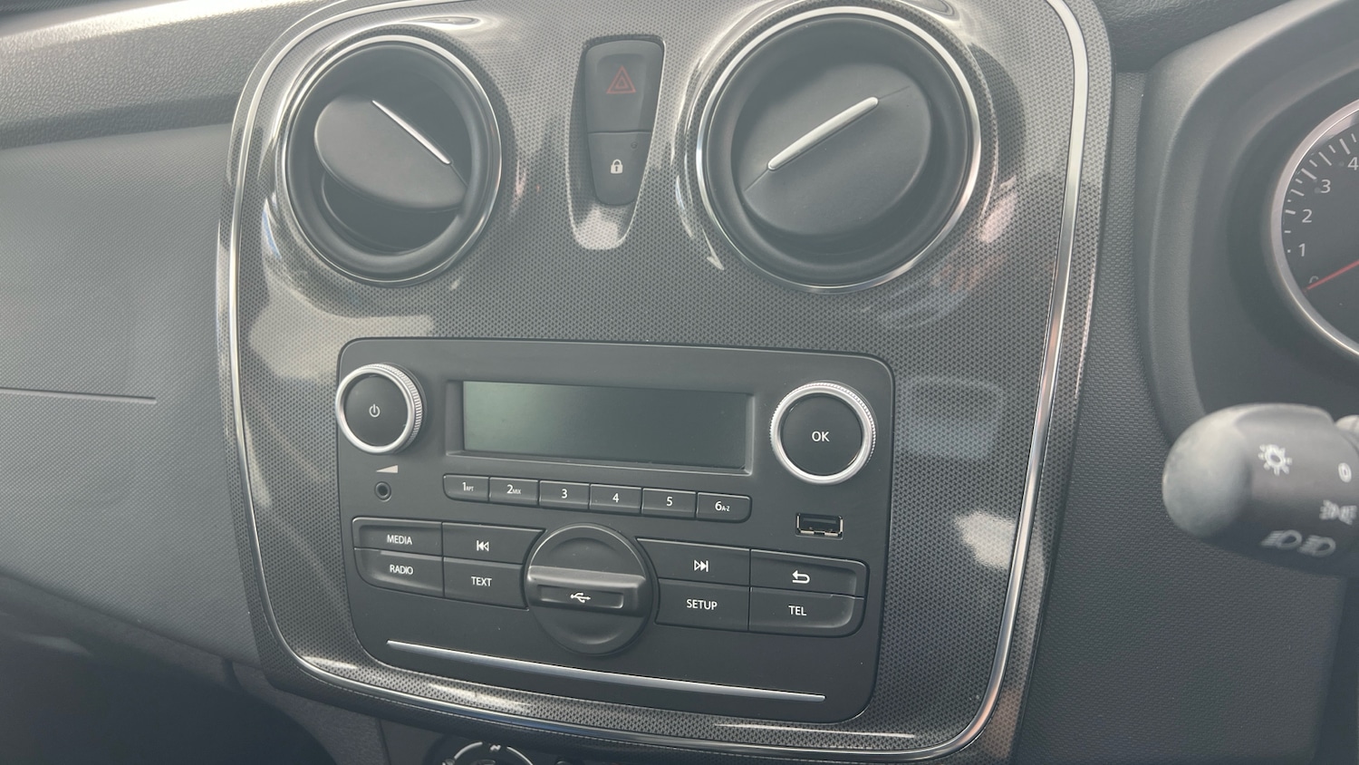 Used Dacia Sandero Stepway 2019 for sale - 76159903: Photo 12