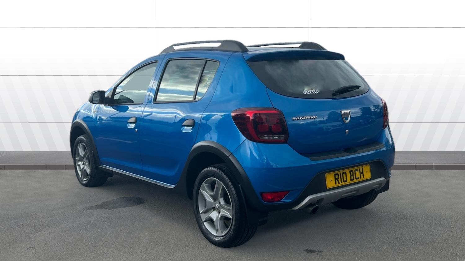 Used Dacia Sandero Stepway 2019 for sale - 76159903: Photo 2