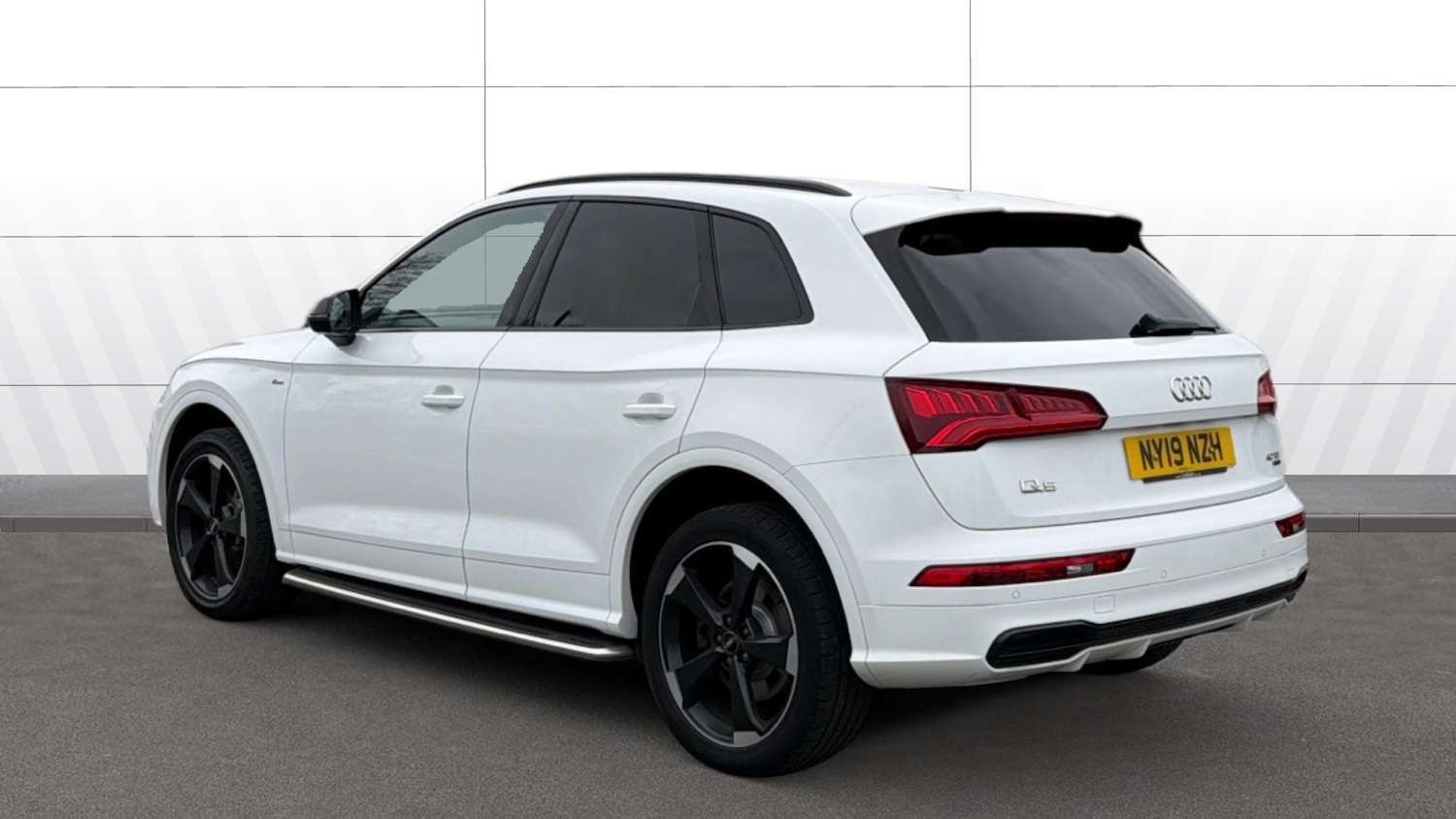 Used Audi Q5 2019 for sale - 78190096: Photo 2