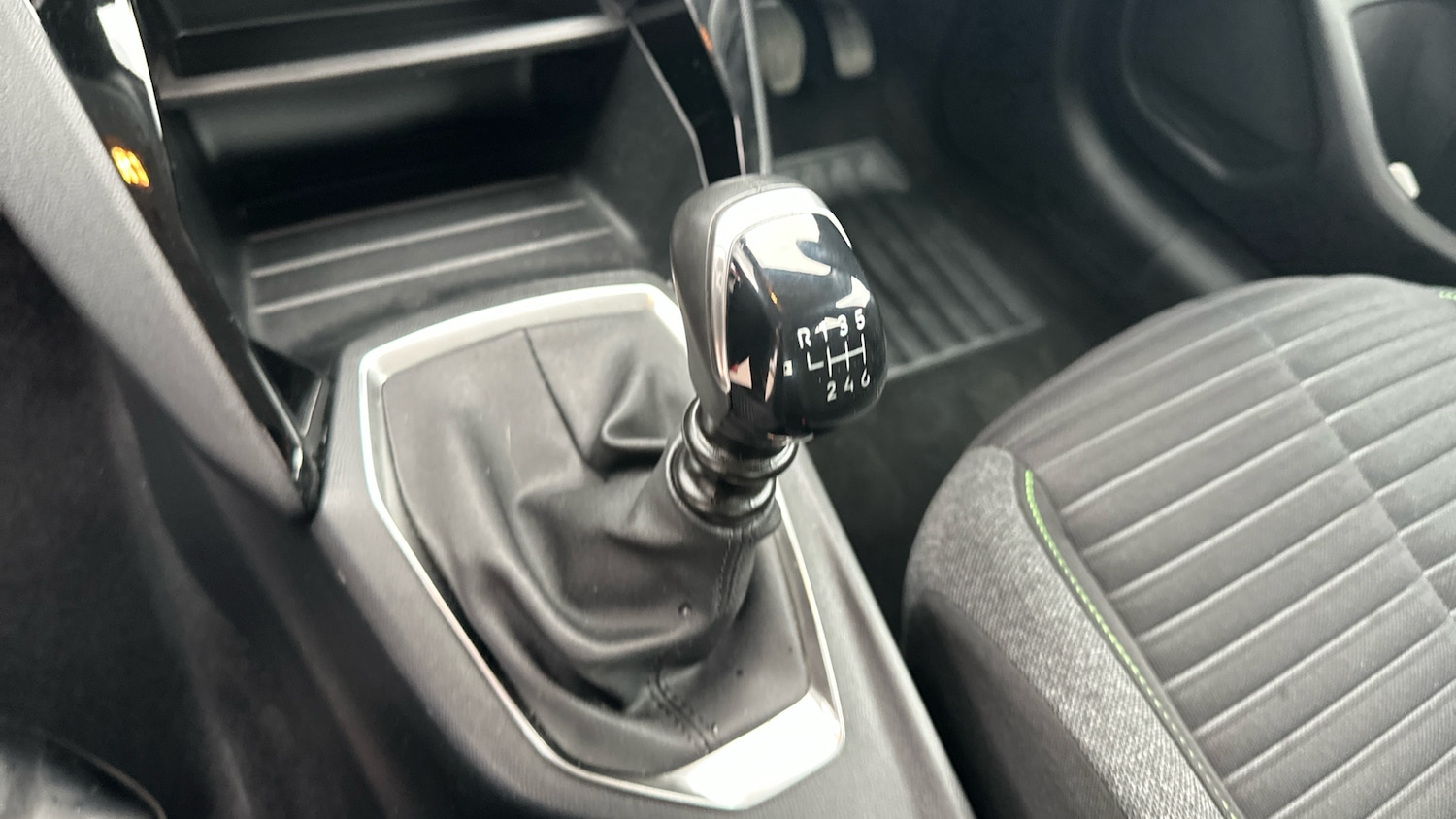 Used Peugeot 208 2024 for sale - 77864536: Photo 13