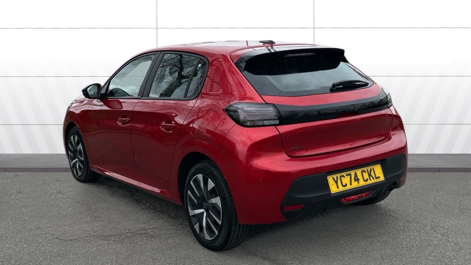 Used Peugeot 208 2024 for sale - 77864536: Photo 2