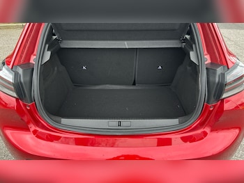 Used Peugeot 208 2024 for sale - 77864536: Photo