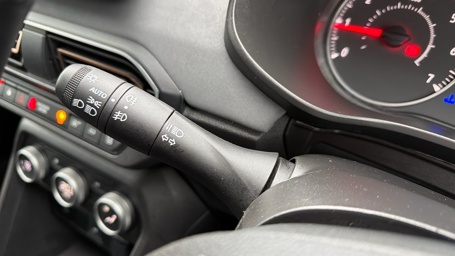 Used Dacia Sandero Stepway 2024 for sale - 77777454: Photo 22