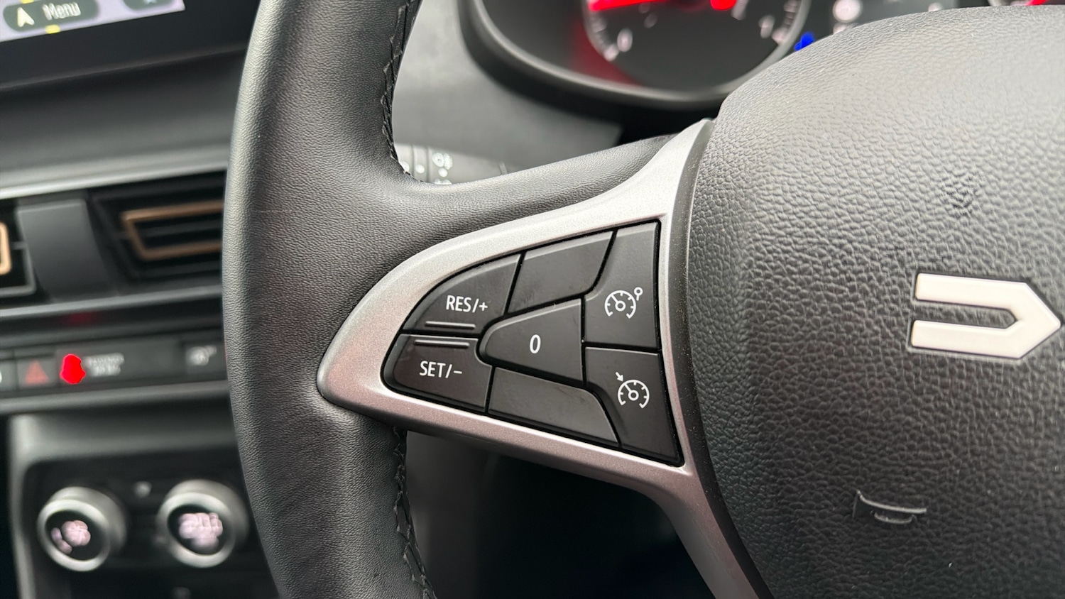 Used Dacia Sandero Stepway 2024 for sale - 77777454: Photo 27