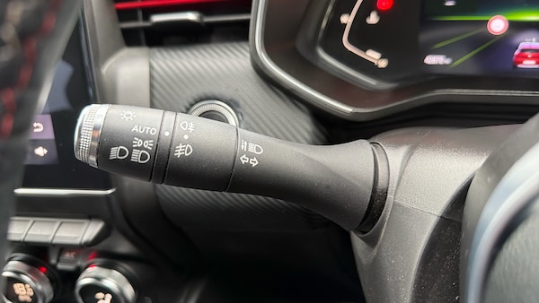 Used Renault Clio 2020 for sale - 76299725: Photo 24