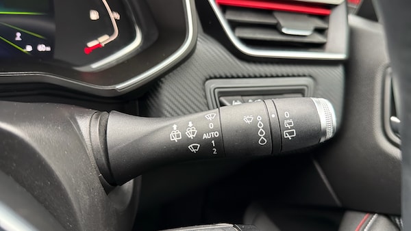 Used Renault Clio 2020 for sale - 76299725: Photo 25