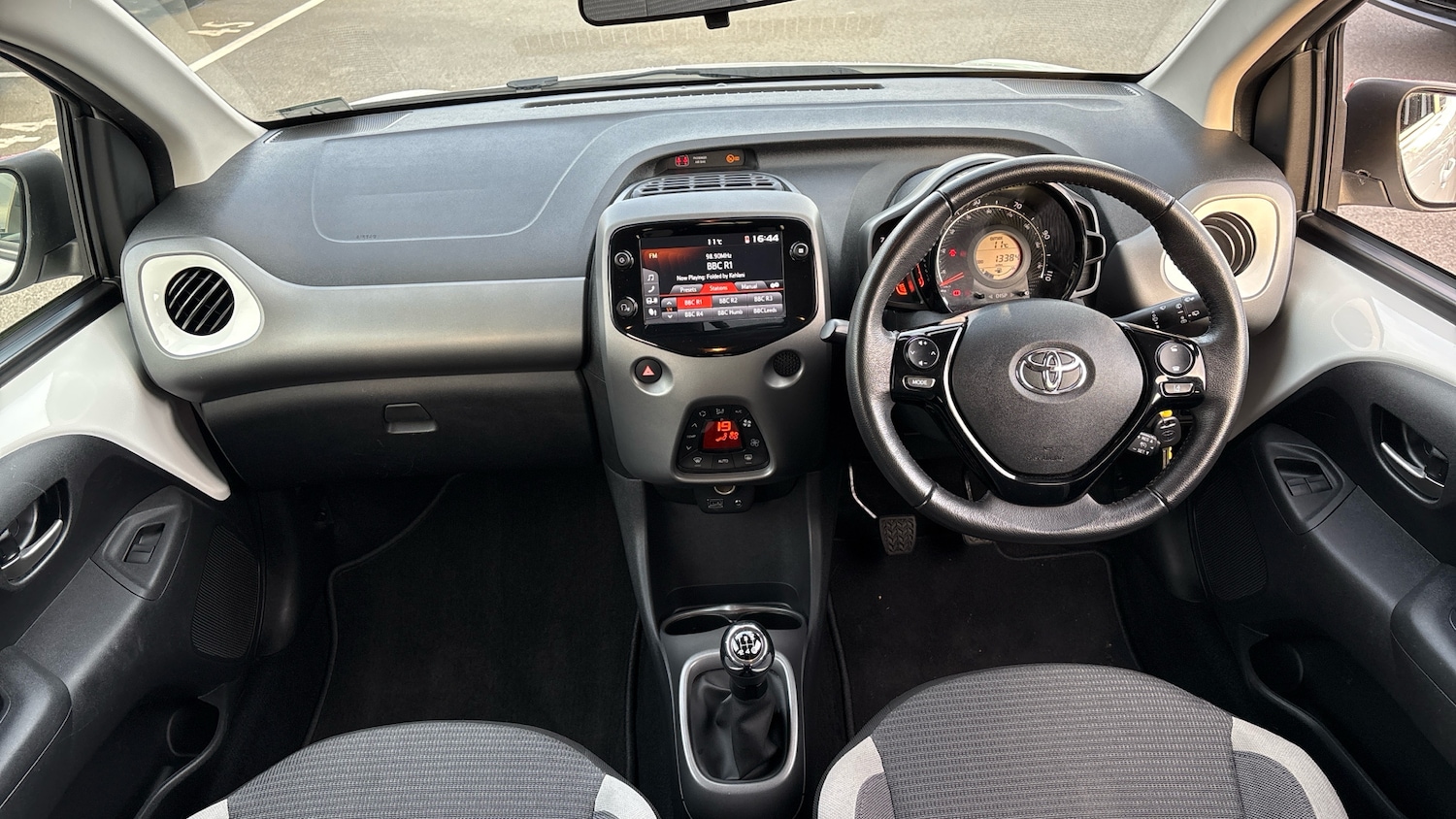 Used Toyota AYGO 2021 for sale - 76355448: Photo 10