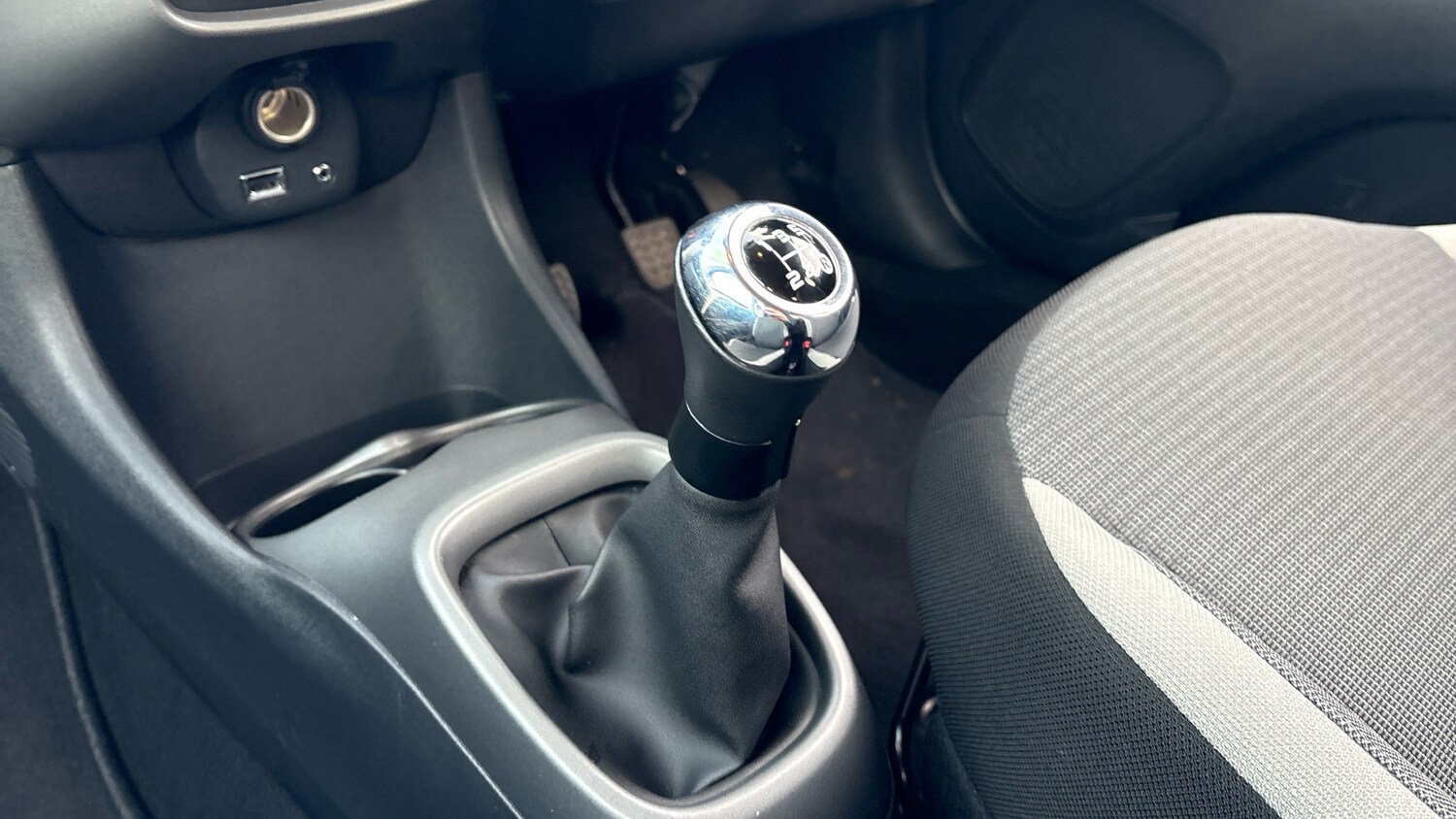 Used Toyota AYGO 2021 for sale - 76355448: Photo 13