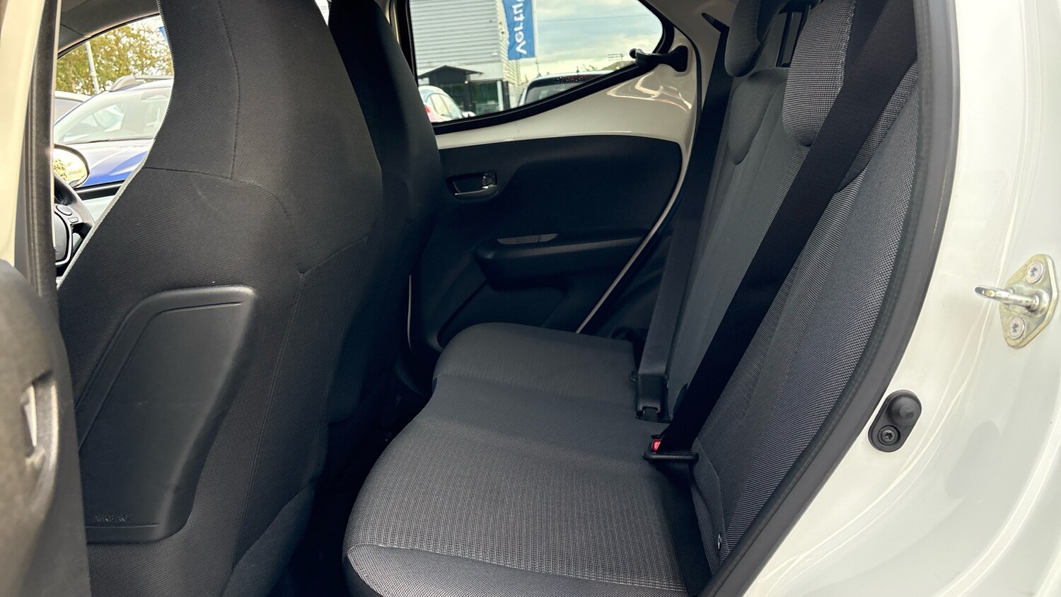 Used Toyota AYGO 2021 for sale - 76355448: Photo 16