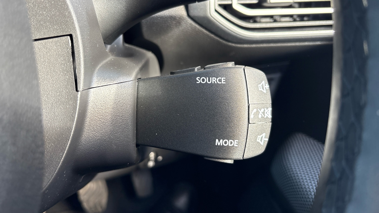 Used Dacia Sandero 2025 for sale - 76257555: Photo 23