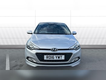 Used Hyundai i20 2016 for sale - 79572141: Photo