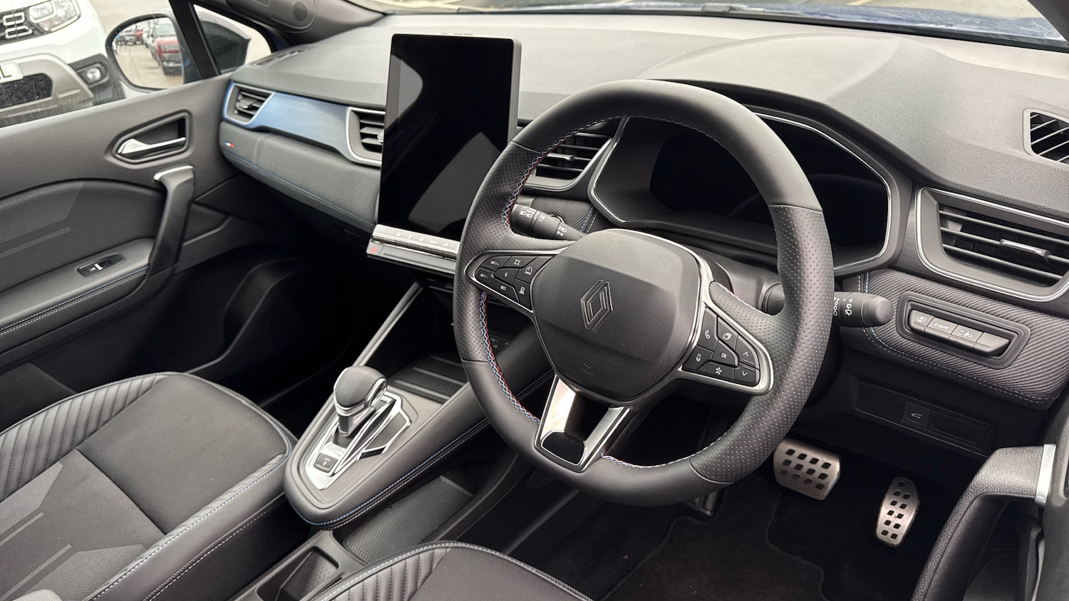 Used Renault Other 2024 for sale - 77489900: Photo 11