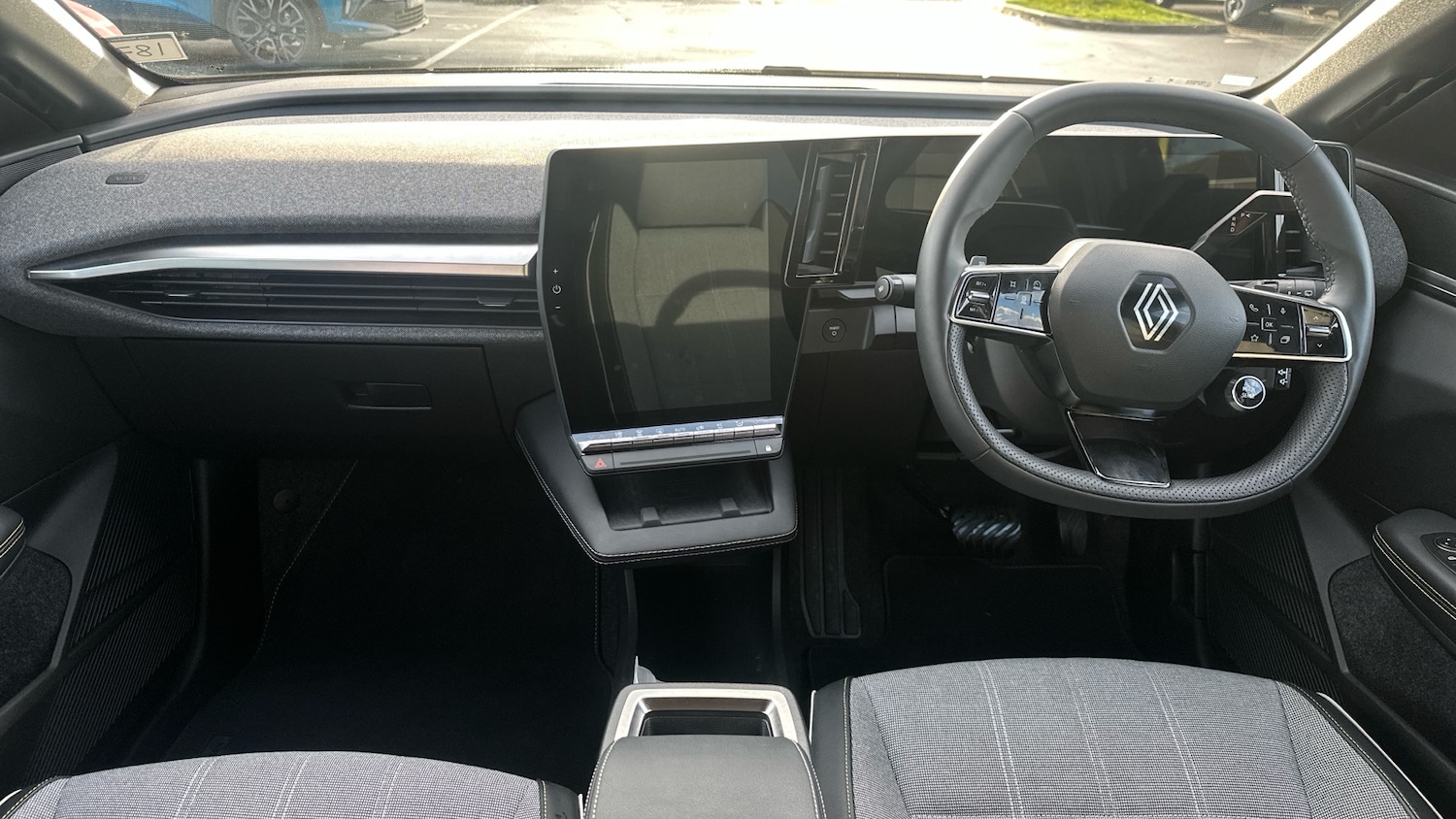 Used Renault Megane E Tech 2024 for sale - 76707141: Photo 10