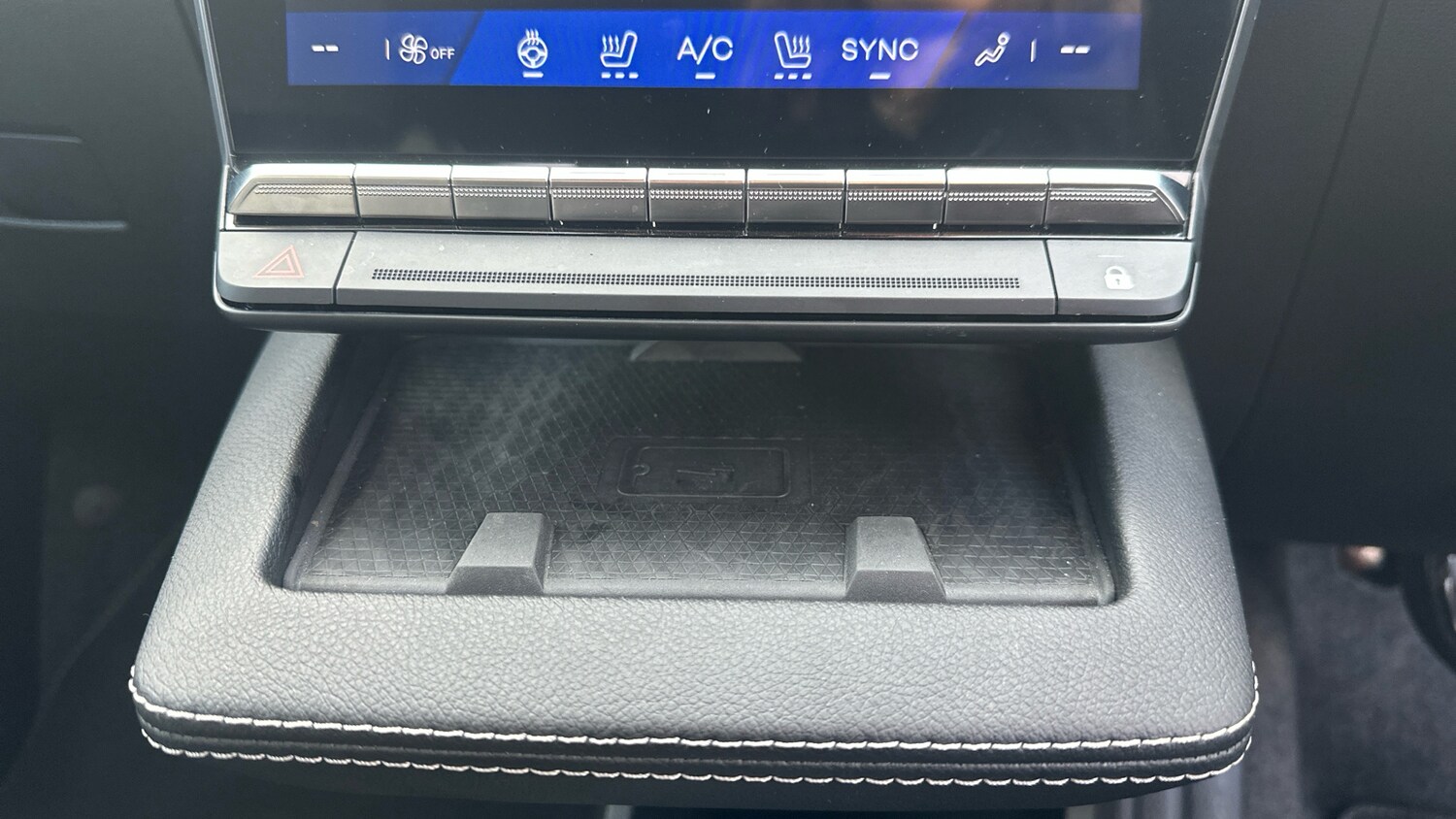 Used Renault Megane E Tech 2024 for sale - 76707141: Photo 19