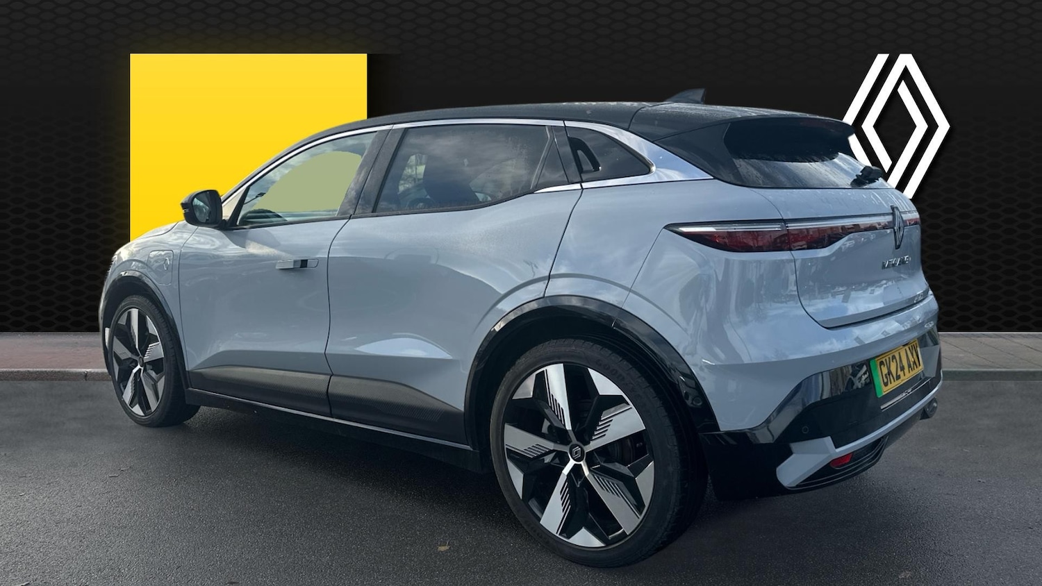 Used Renault Megane E Tech 2024 for sale - 76707141: Photo 2