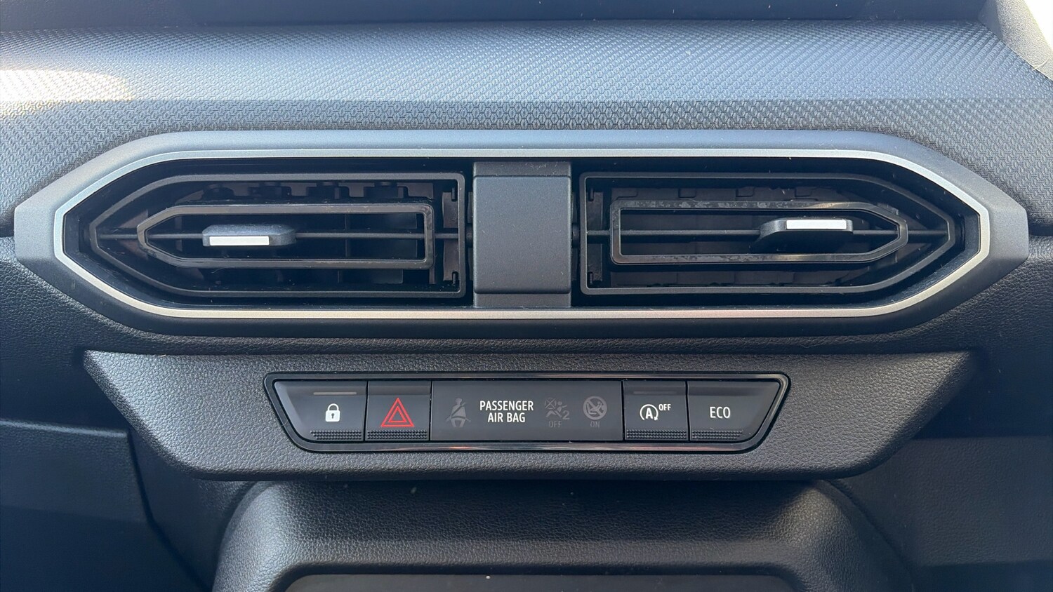 Used Dacia Sandero 2023 for sale - 77630678: Photo 12