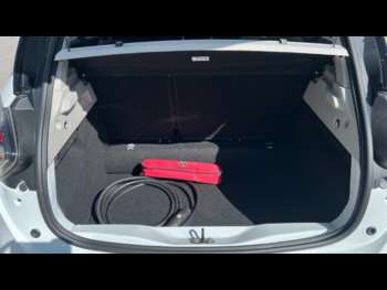 Used Renault Zoe 2021 for sale - 74782533: Photo