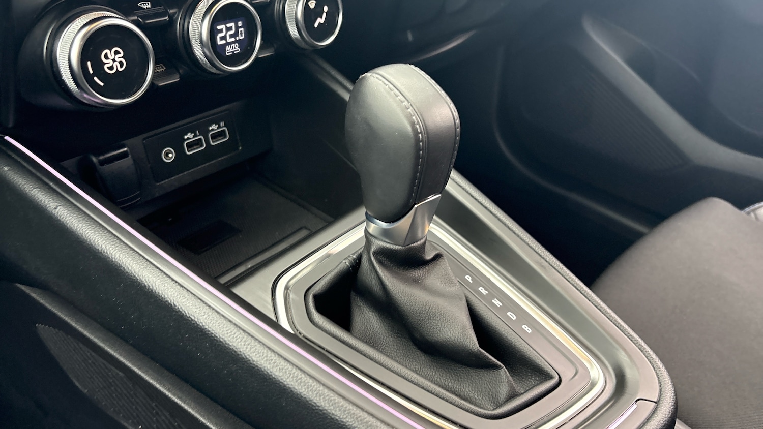 Used Renault Clio 2025 for sale - 76895199: Photo 13