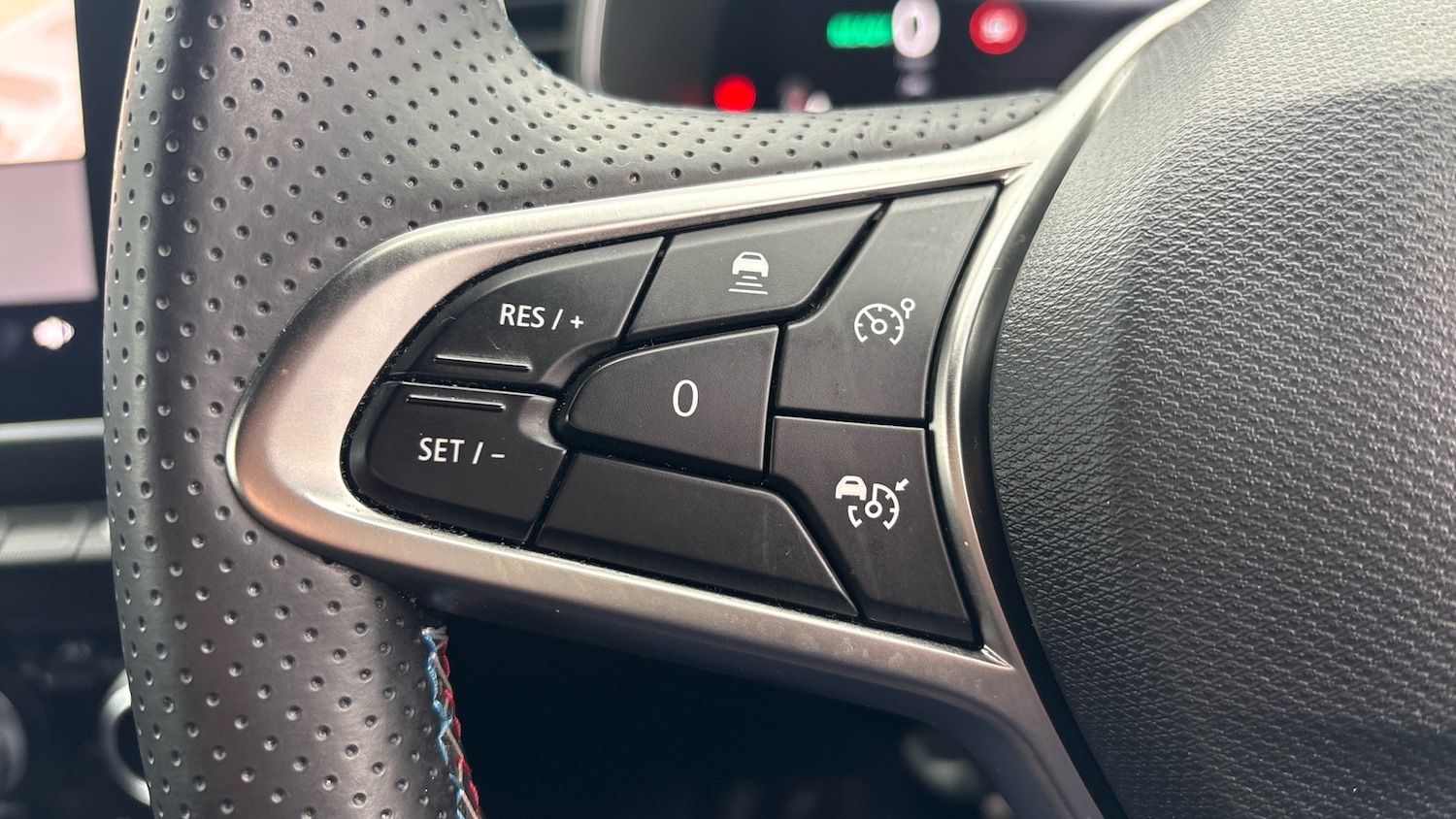 Used Renault Clio 2025 for sale - 76895199: Photo 21