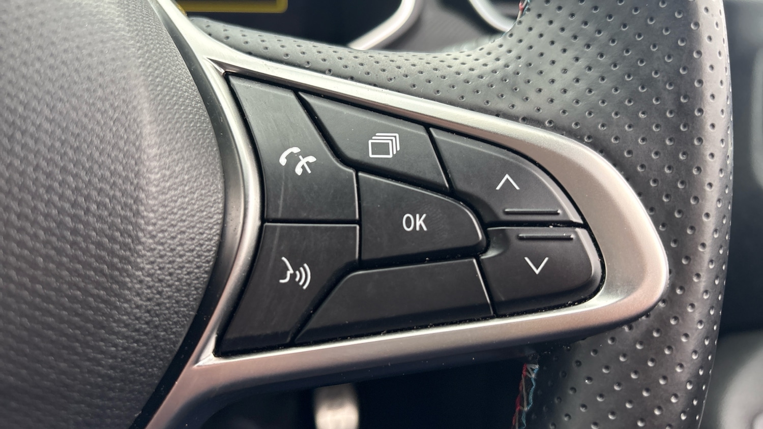 Used Renault Clio 2025 for sale - 76895199: Photo 22