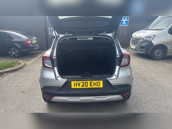 Used Renault Captur 2020 for sale - 78417573: Photo