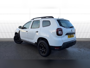 Used Dacia Duster 2019 for sale - 76782509: Photo