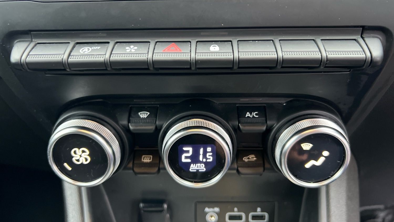 Used Renault Captur 2022 for sale - 76405170: Photo 20