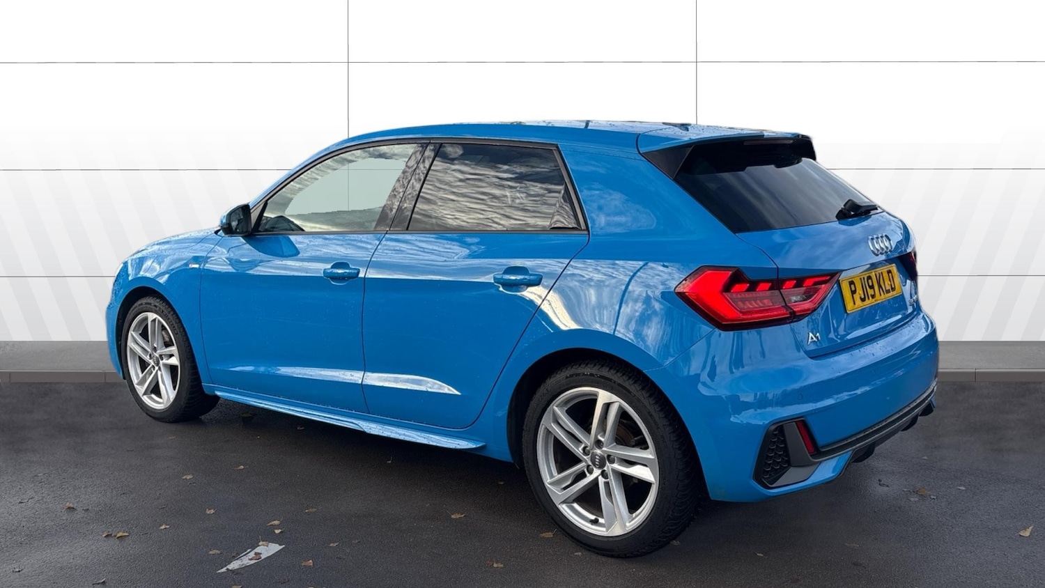 Used Audi A1 2019 for sale - 76895203: Photo 2