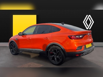 Used Renault Arkana 2022 for sale - 76159860: Photo 2