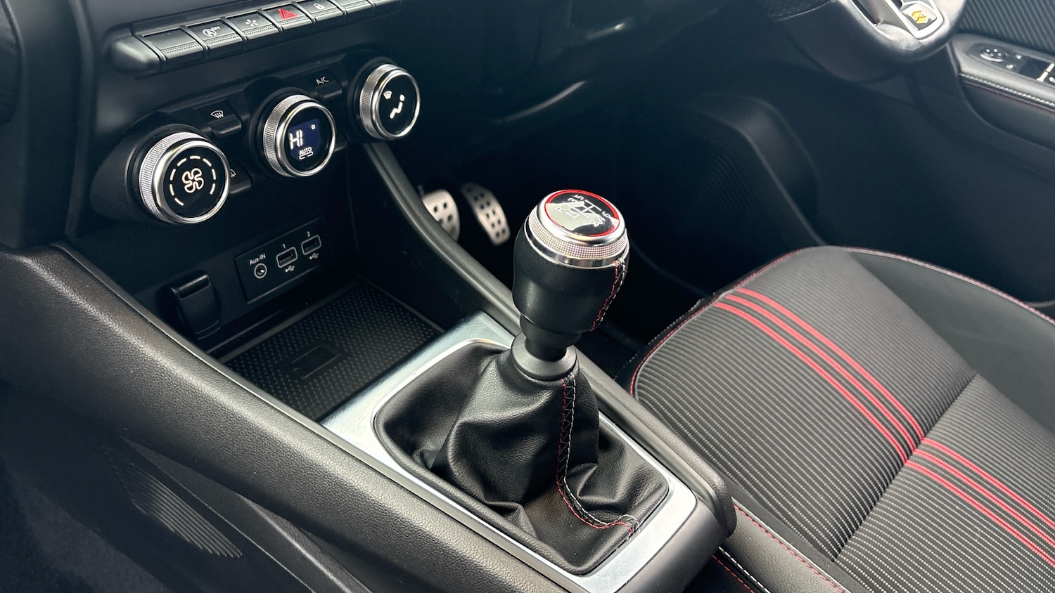 Used Renault Captur 2022 for sale - 77103354: Photo 13