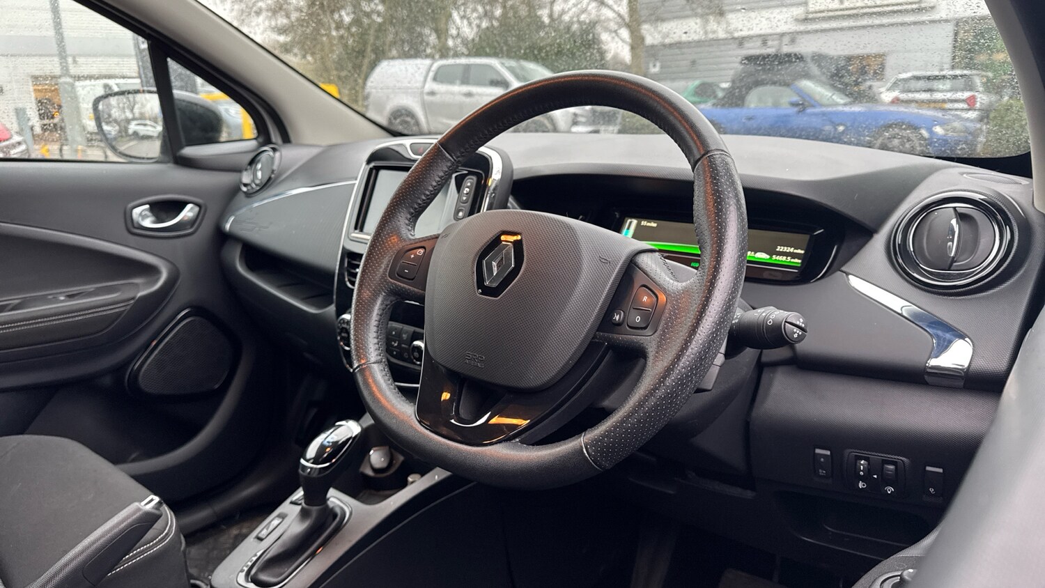 Used Renault Zoe 2017 for sale - 77449460: Photo 11