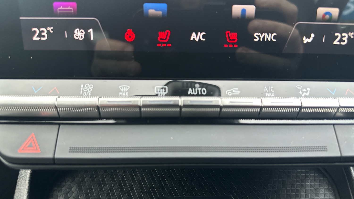 Used Renault Megane E Tech 2024 for sale - 76894374: Photo 21