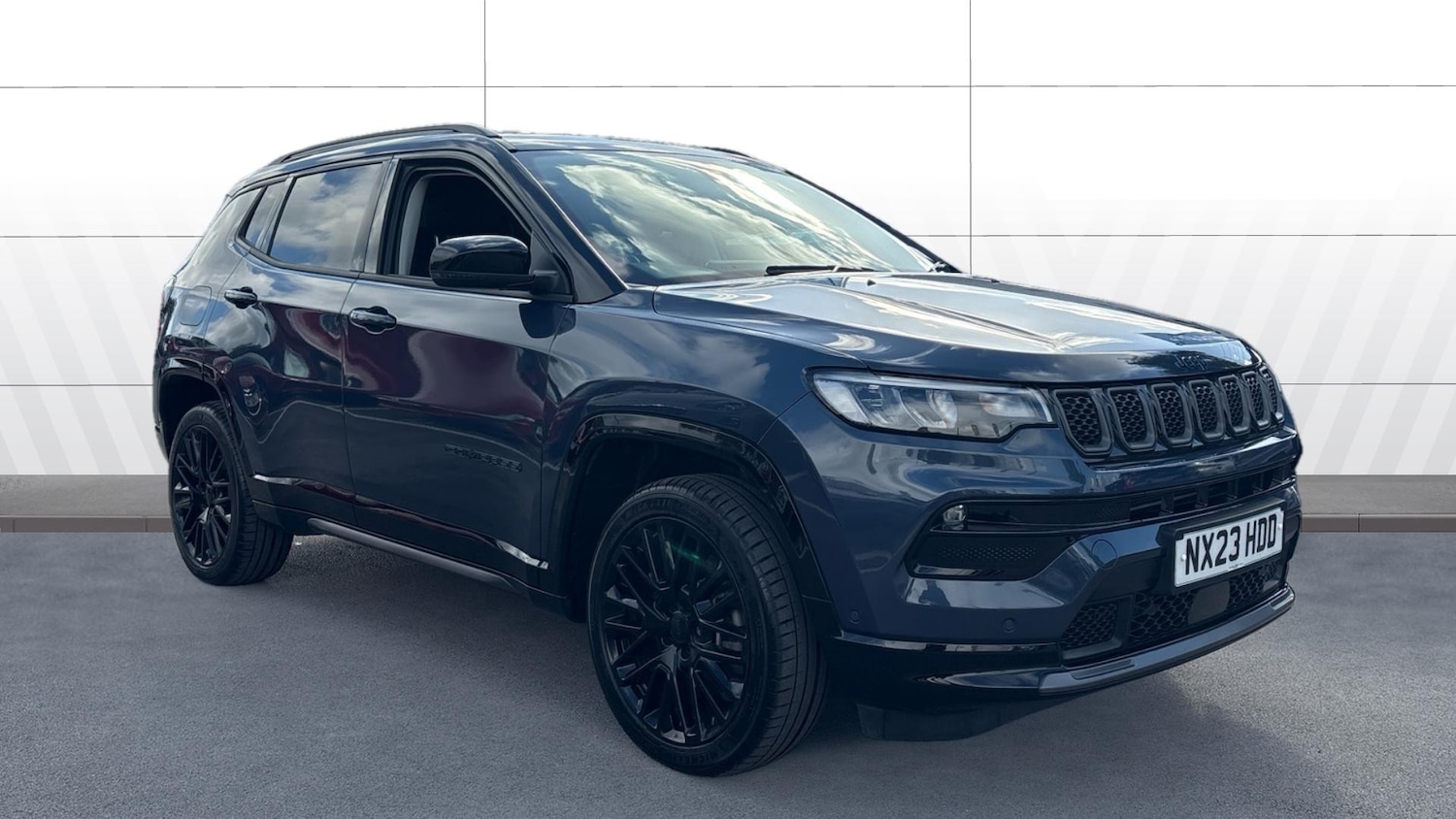 Used Jeep Compass 2023 for sale - 76451810: Photo 1